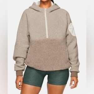 Outdoor Voices MegaFleece 1/2 Zip Pullover Hoodie in Amber Oatmeal Size XS